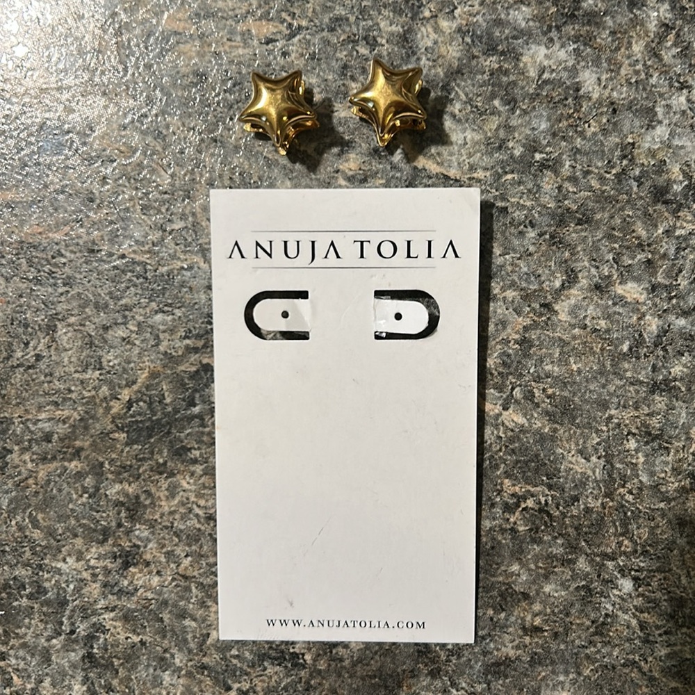 NWT Anuja Tolia Gold Star Earings - Picture 4 of 4